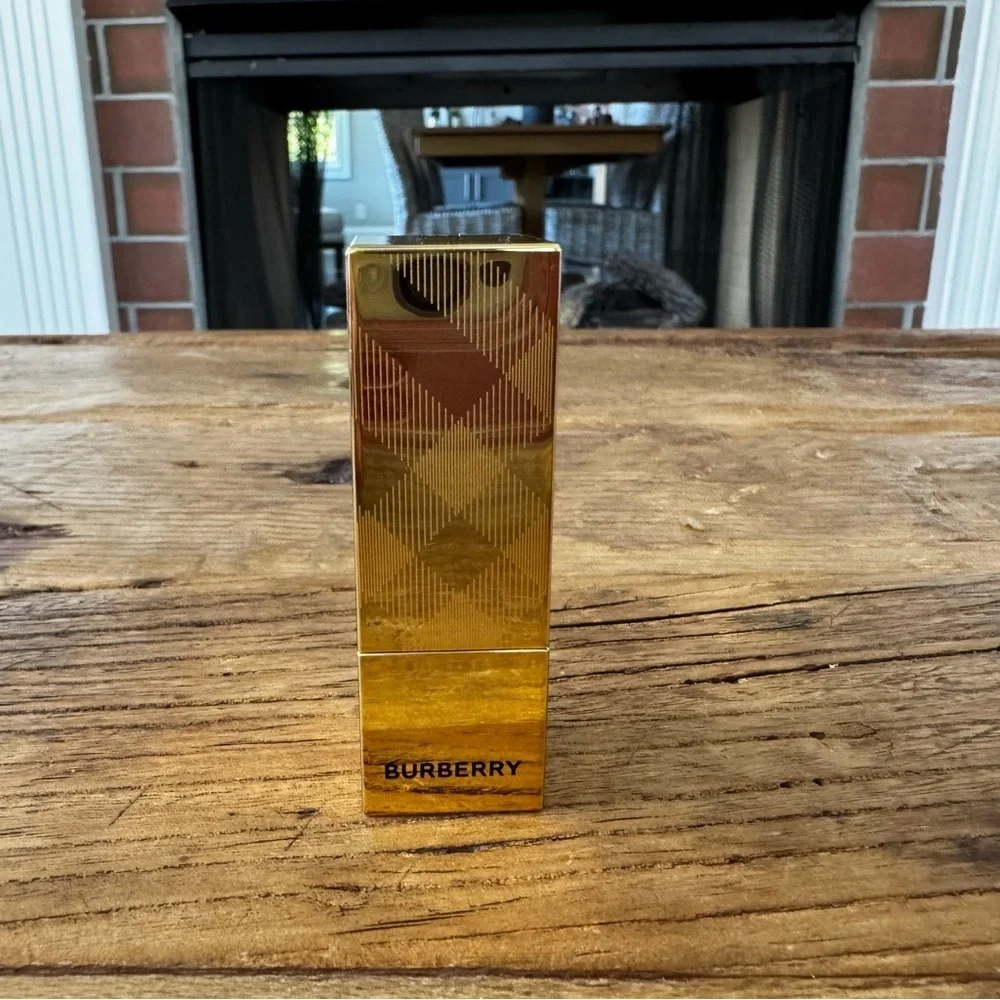 Burberry rich creamy